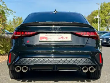 AUDI S3 Limousine qu. BLACK PANO AKRAPOVIC HuD KAMERA