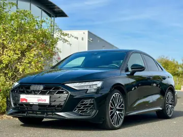 AUDI S3 Limousine qu. BLACK PANO AKRAPOVIC HuD KAMERA