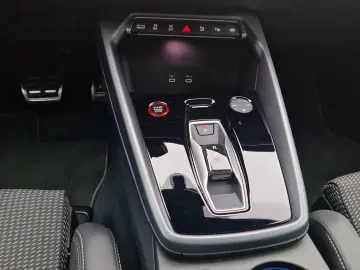 AUDI S3 2.0TFSI quattro Pano Matrix SONOS APak.Fahren