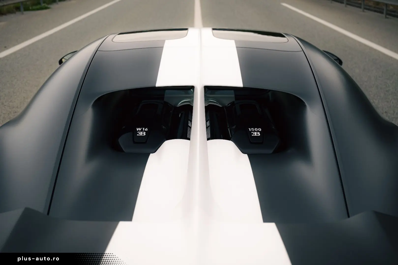 BUGATTI Chiron Sport  Les Légendes du Ciel  - 1 of 5