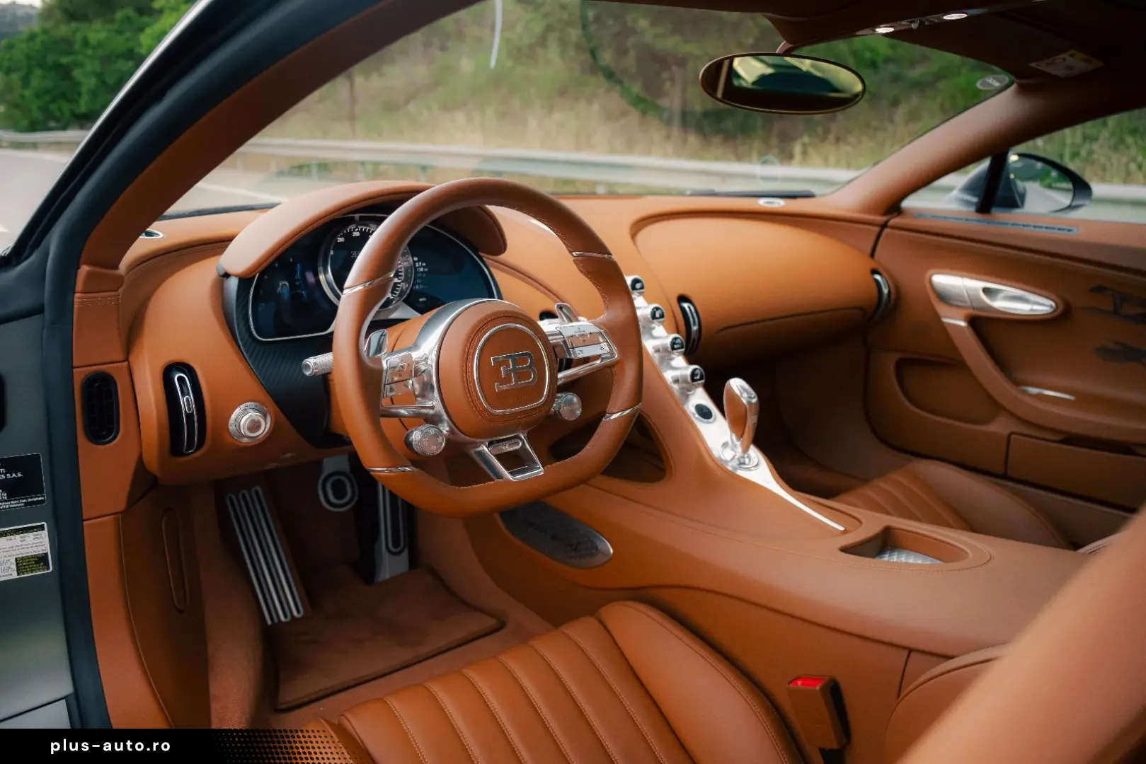BUGATTI Chiron Sport  Les Légendes du Ciel  - 1 of 5