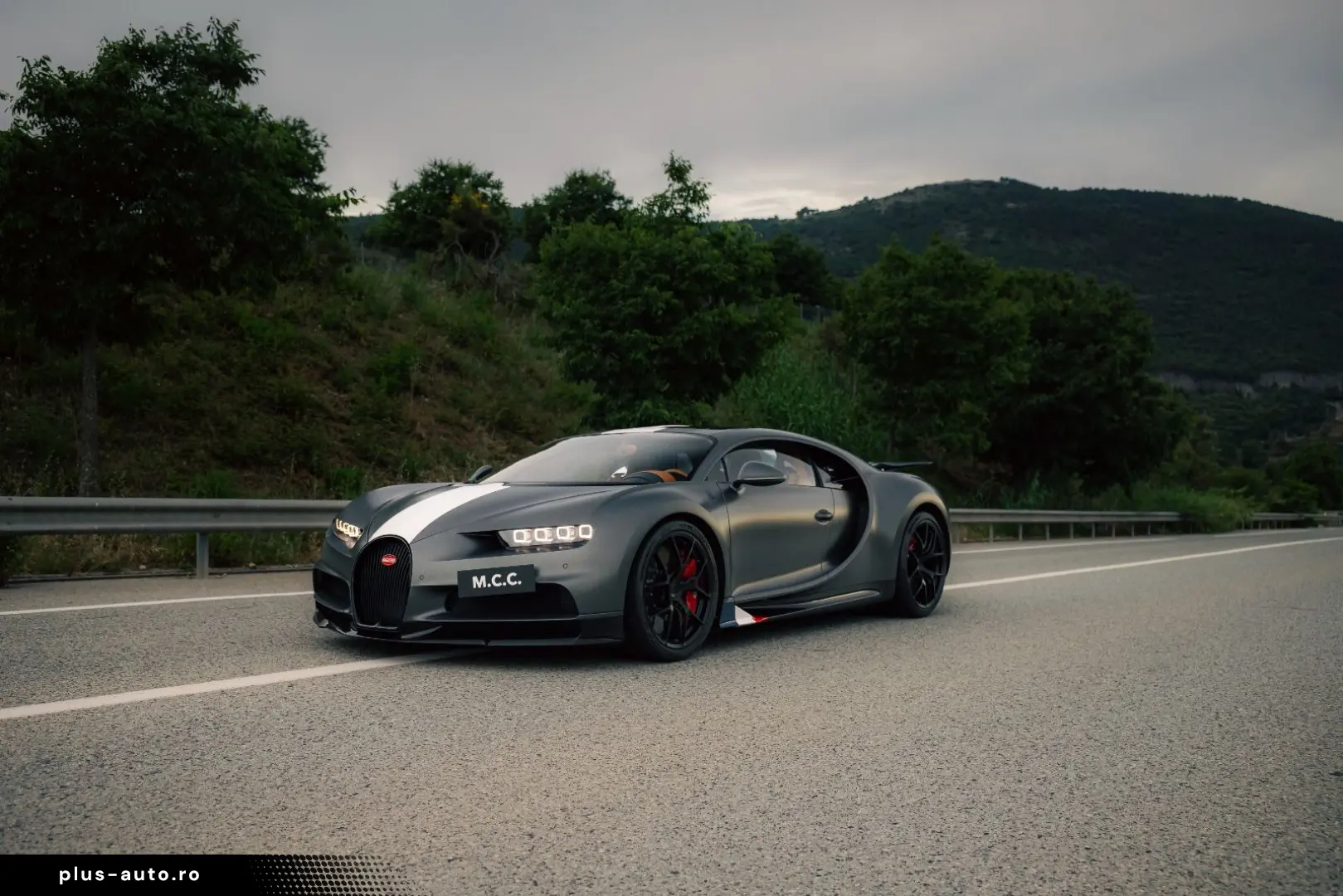 BUGATTI Chiron Sport  Les Légendes du Ciel  - 1 of 5