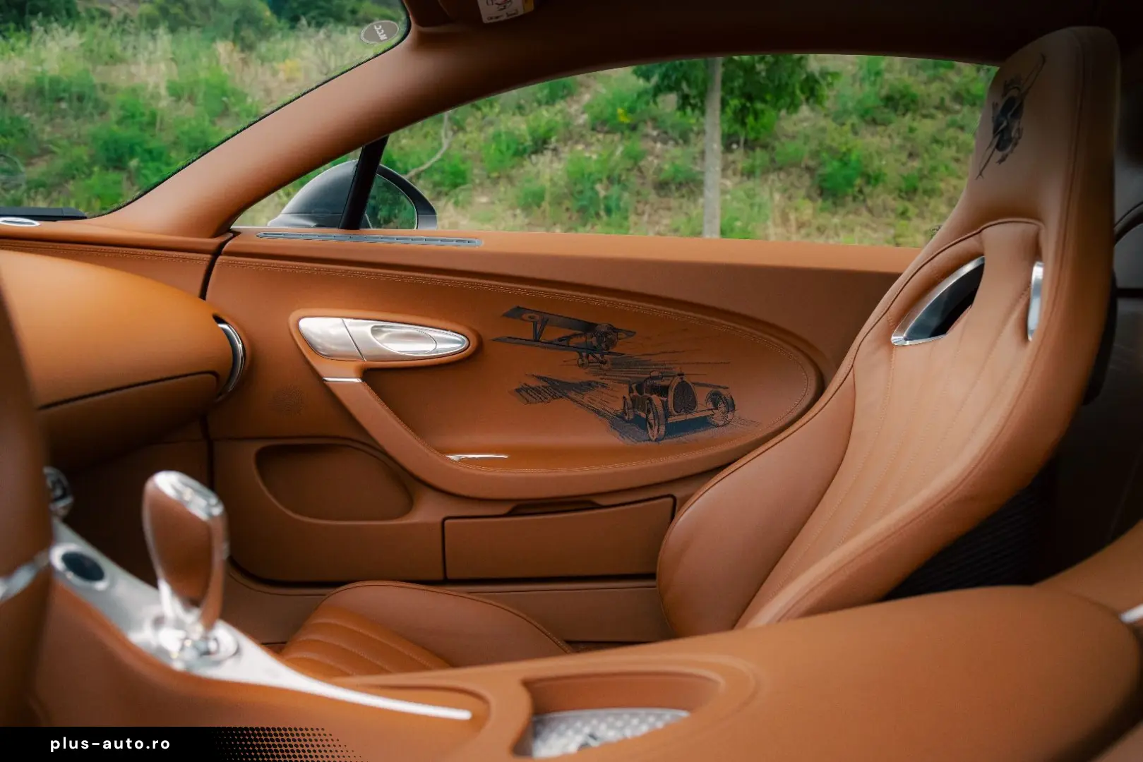 BUGATTI Chiron Sport  Les Légendes du Ciel  - 1 of 5