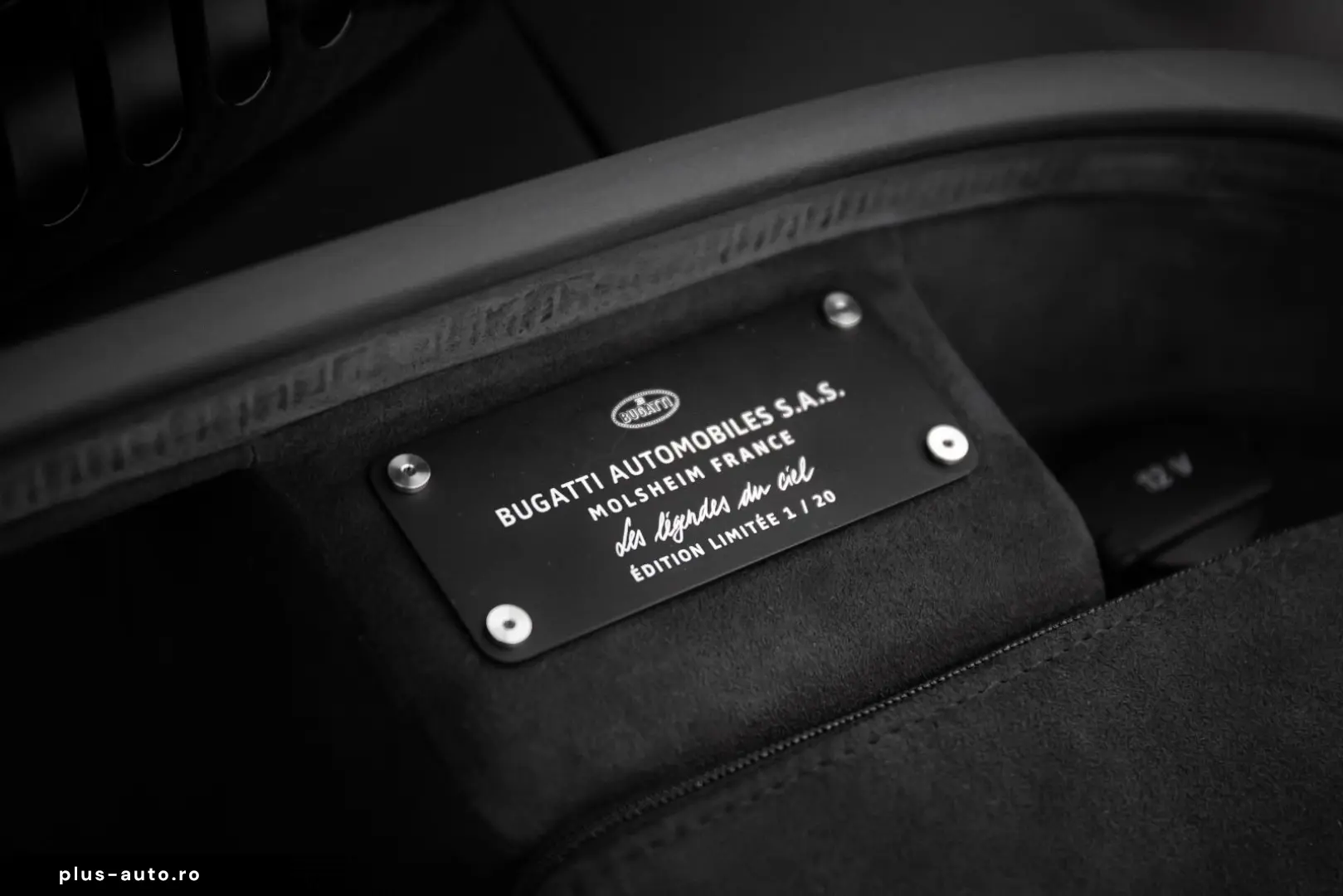 BUGATTI Chiron Sport  Les Légendes du Ciel  - 1 of 5