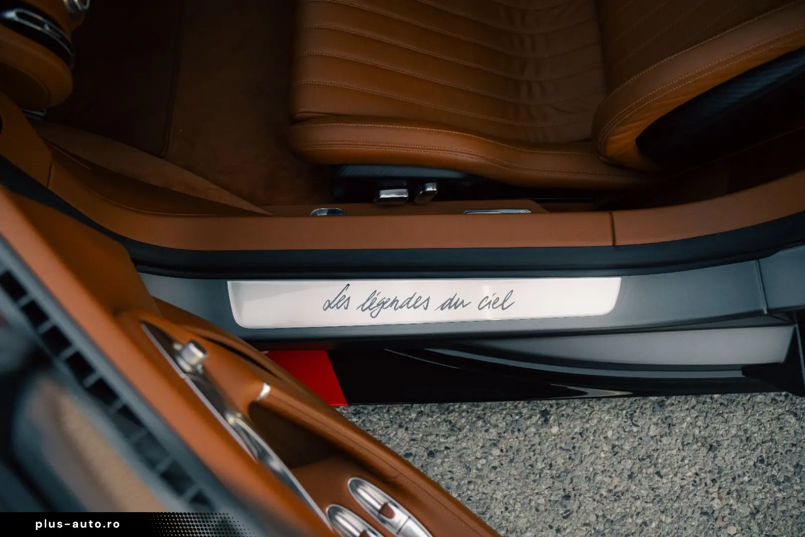 BUGATTI Chiron Sport  Les Légendes du Ciel  - 1 of 5