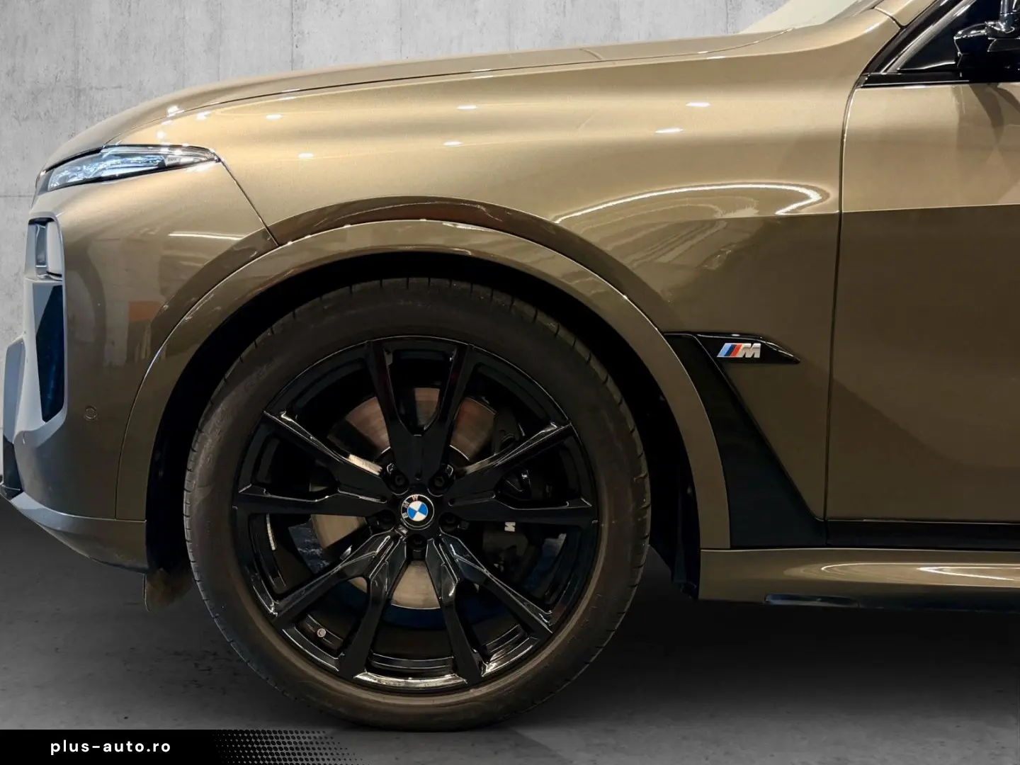 BMW X7 M60i