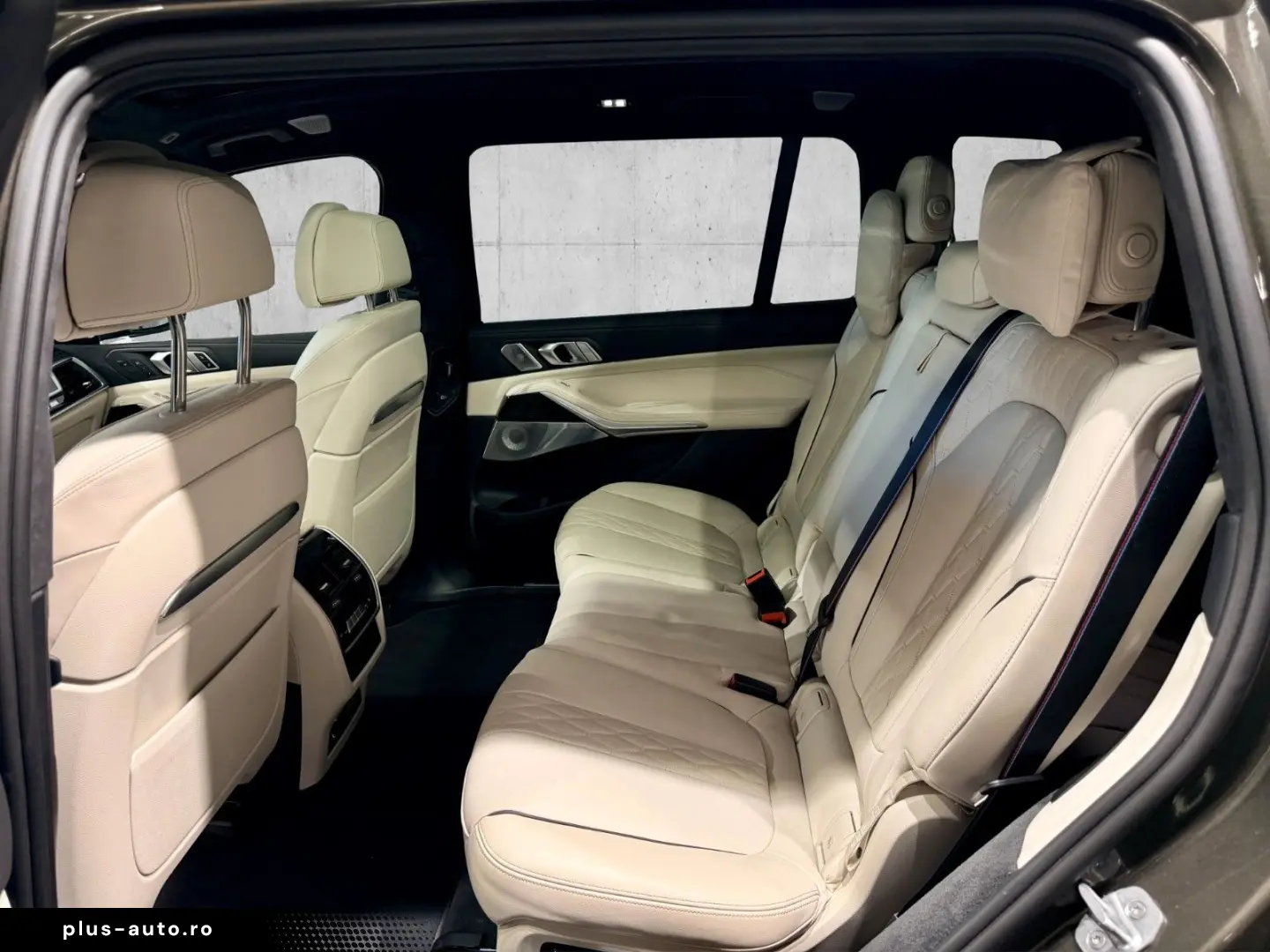 BMW X7 M60i