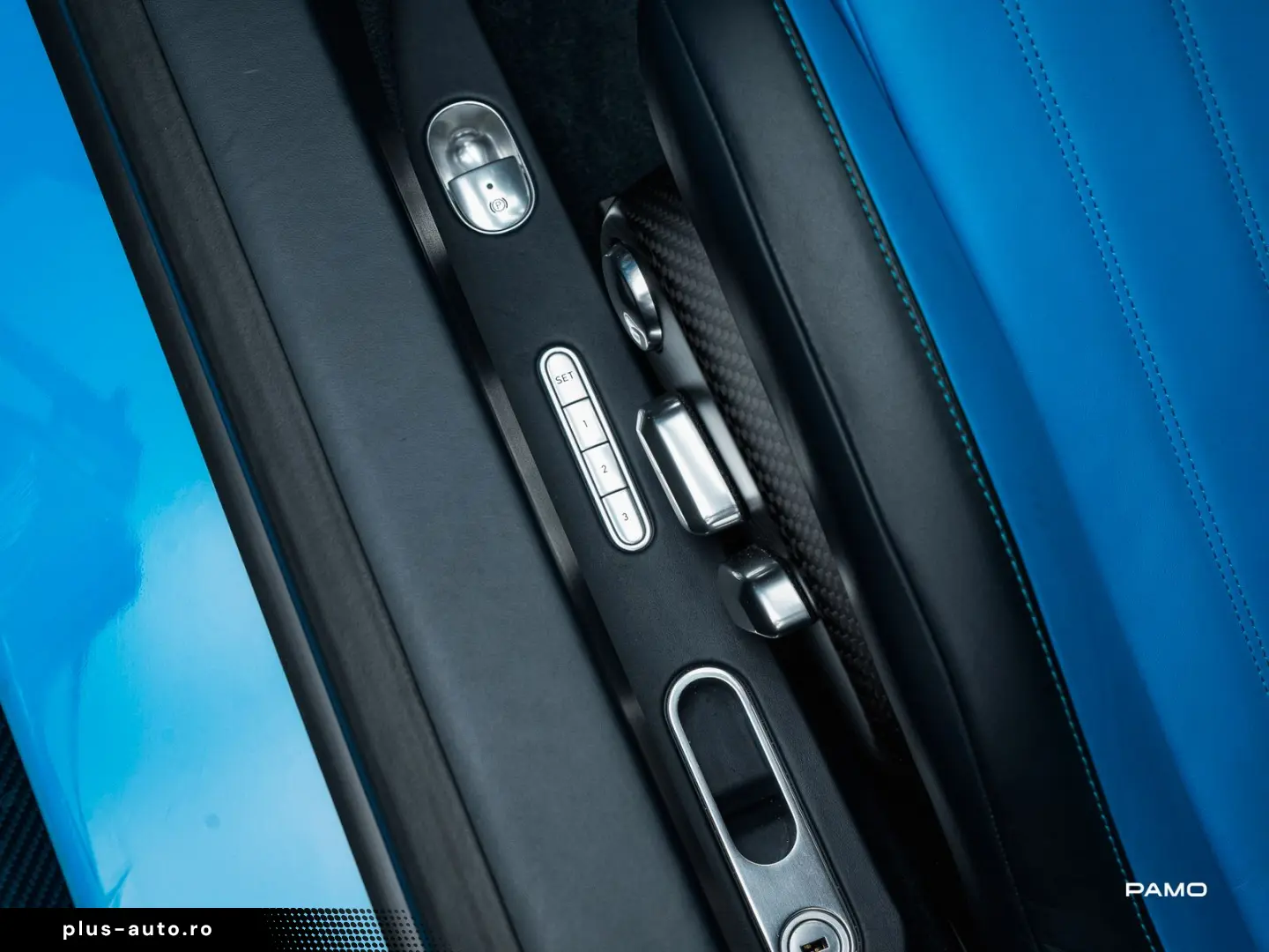 BUGATTI Bugatti Chiron   Service &  Warranty Pack