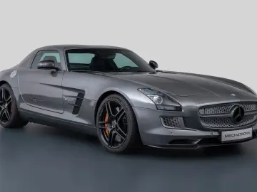 MERCEDES-BENZ SLS AMG Electric Drive