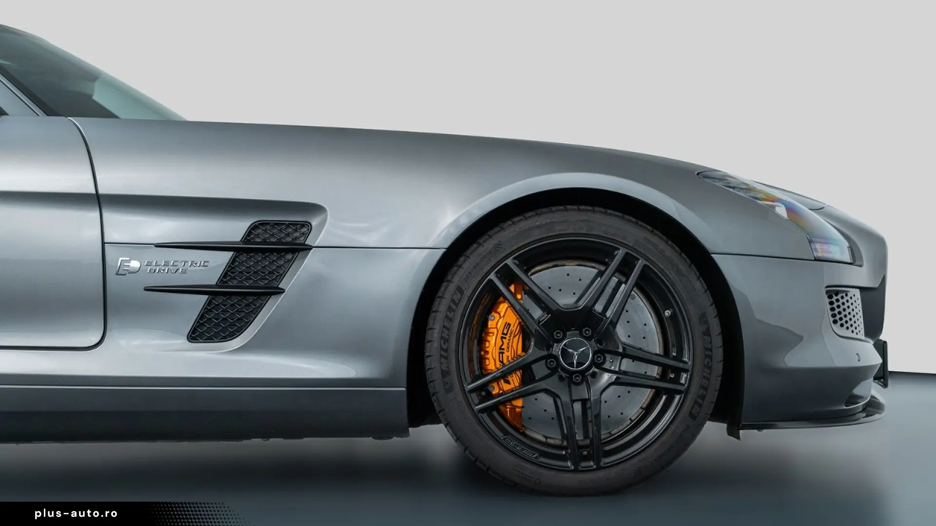 MERCEDES-BENZ SLS AMG Electric Drive
