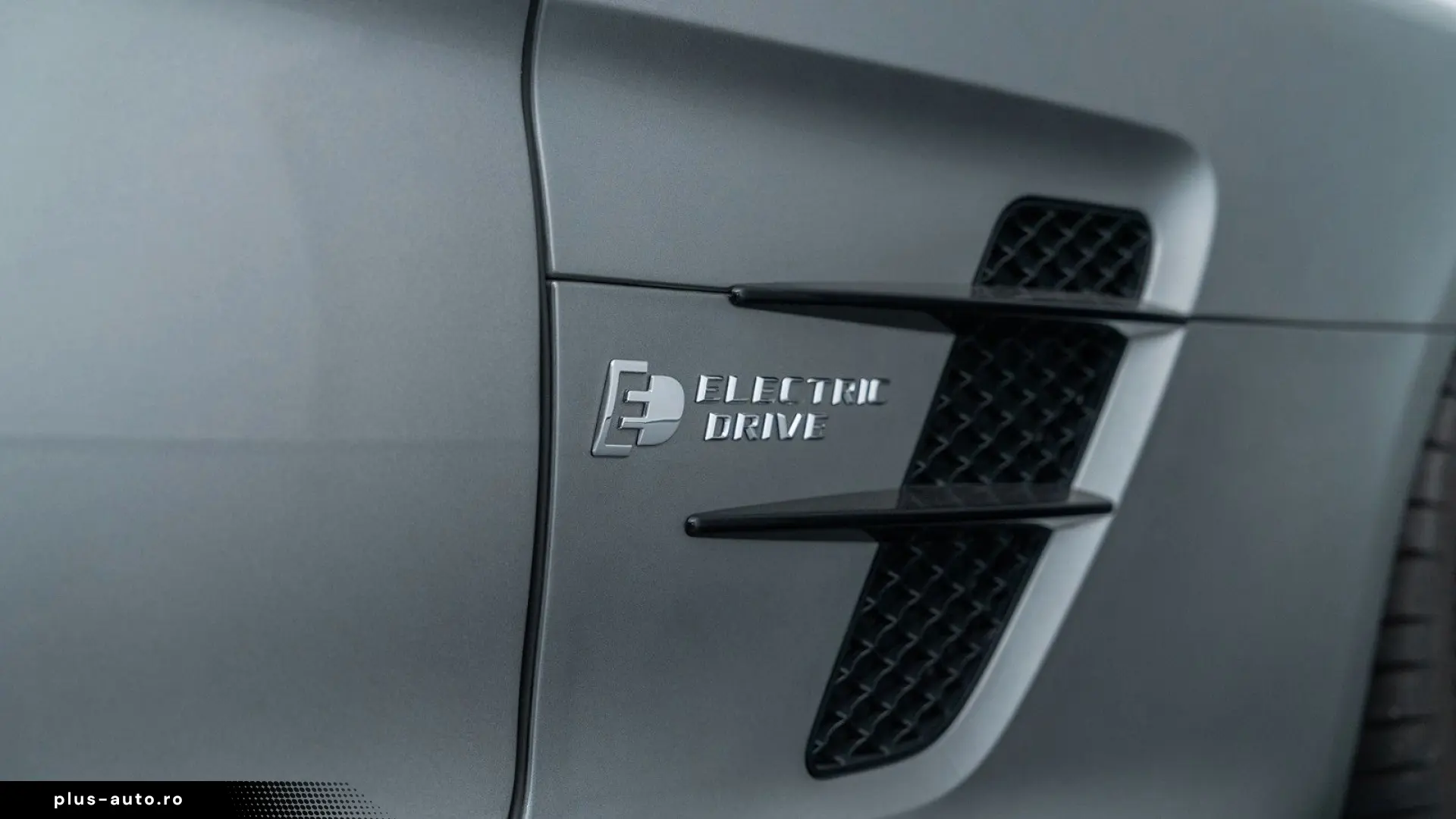 MERCEDES-BENZ SLS AMG Electric Drive