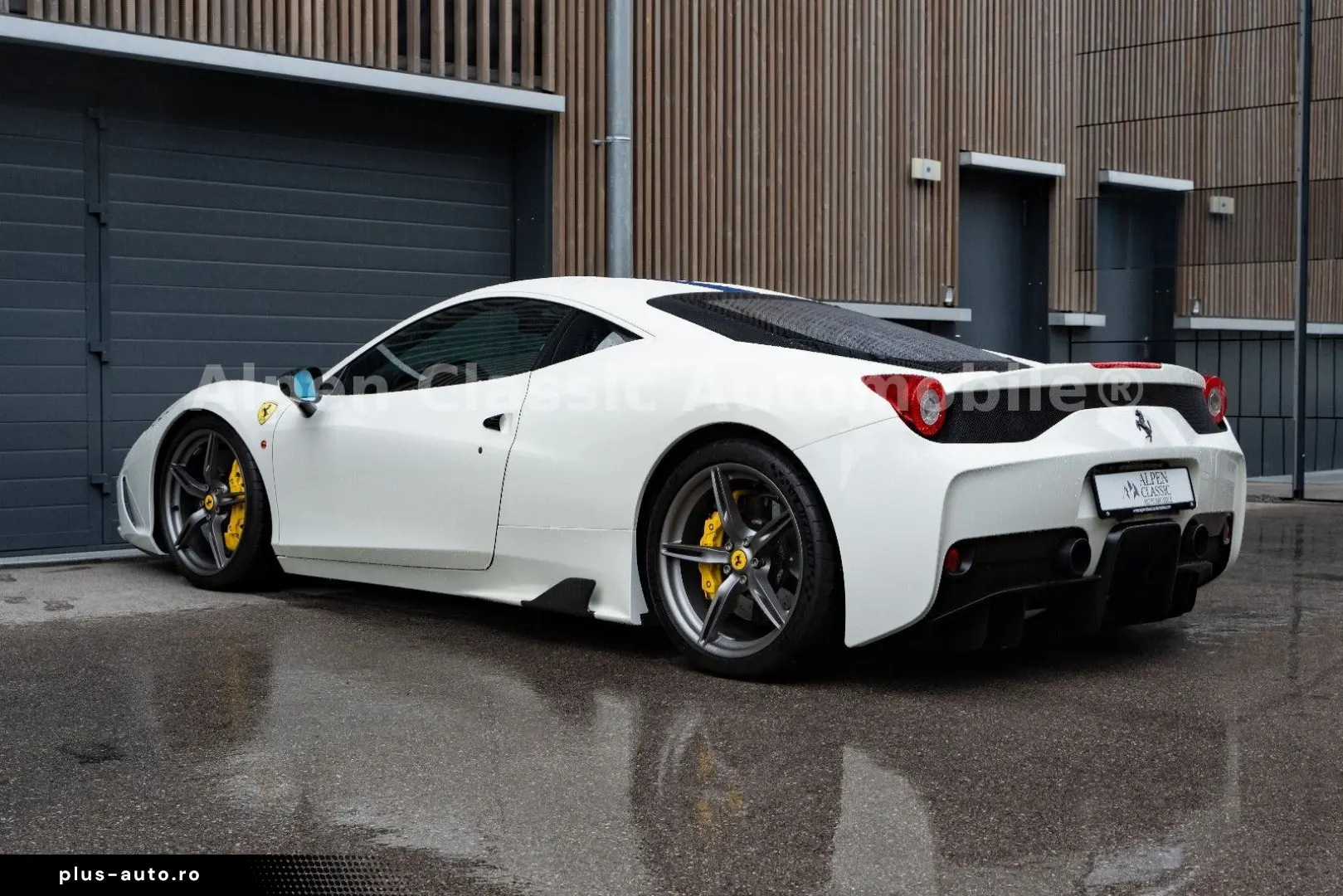 FERRARI 458 Speciale Carbon