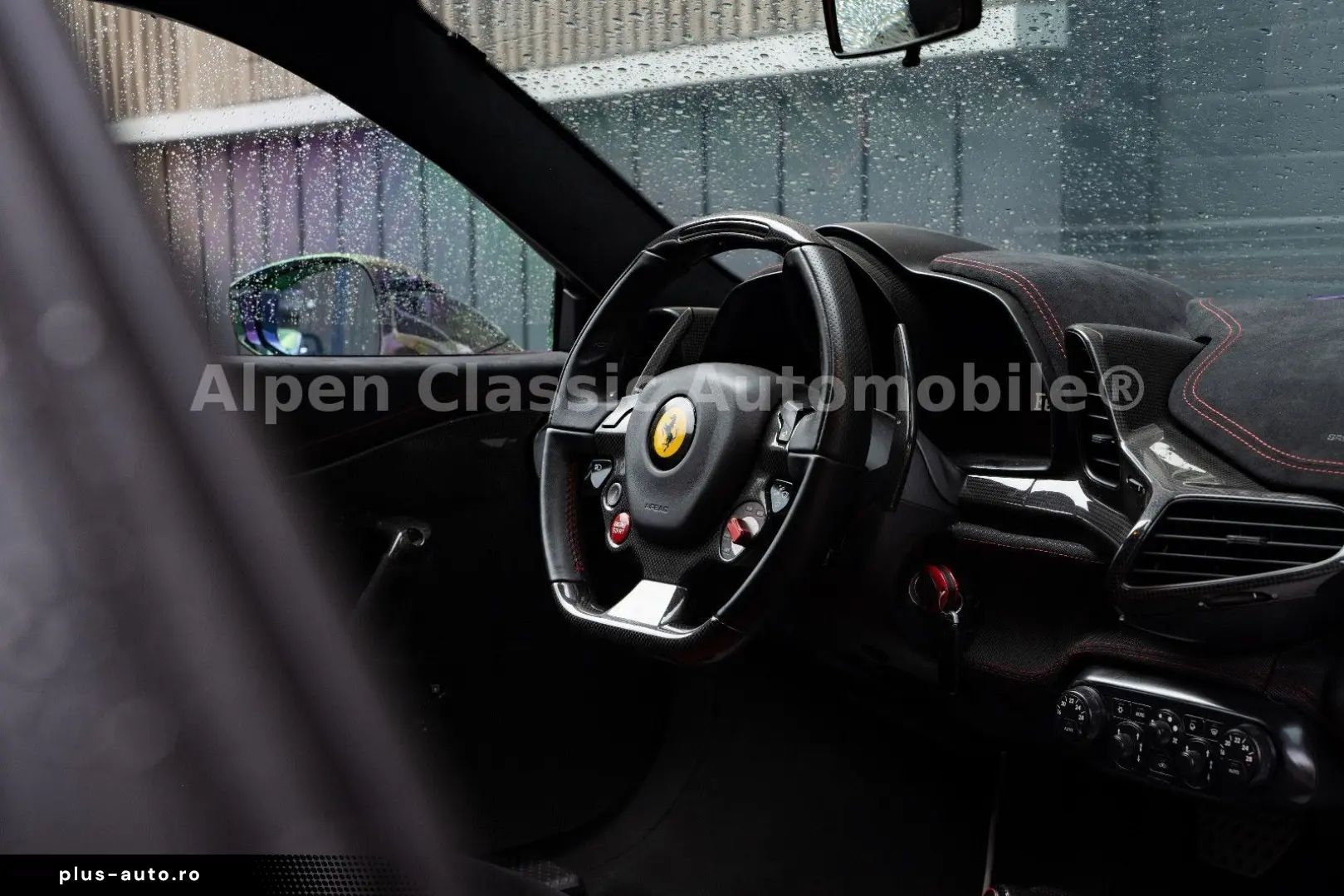 FERRARI 458 Speciale Carbon