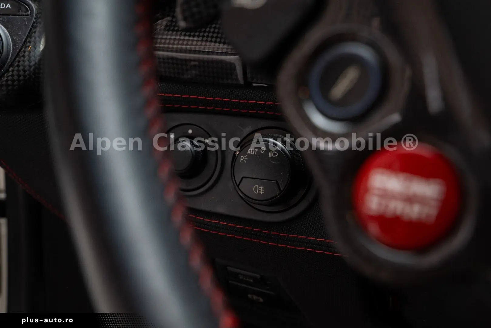 FERRARI 458 Speciale Carbon