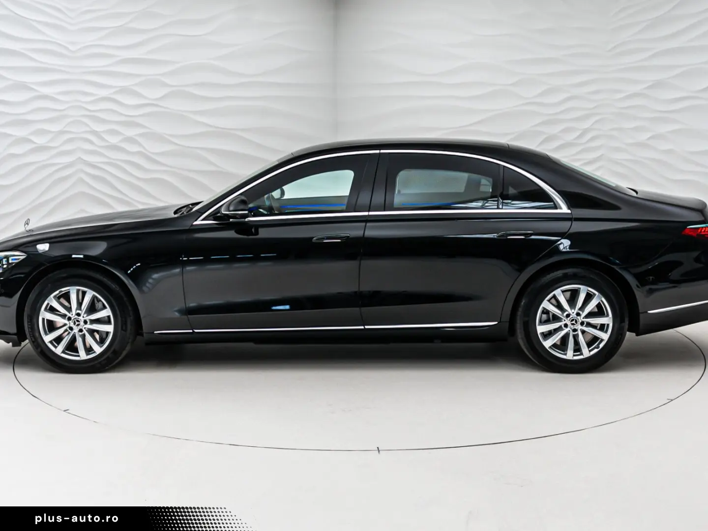 MERCEDES-BENZ S 680 GUARD VR10 4 Seats Fond TV