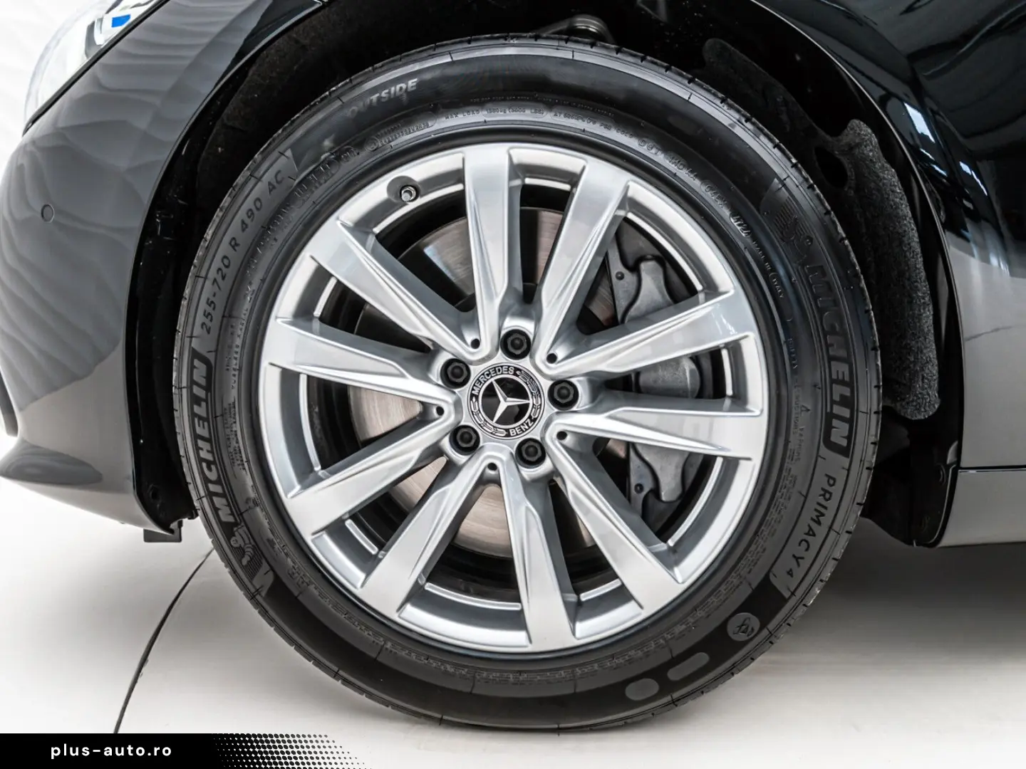 MERCEDES-BENZ S 680 GUARD VR10 4 Seats Fond TV