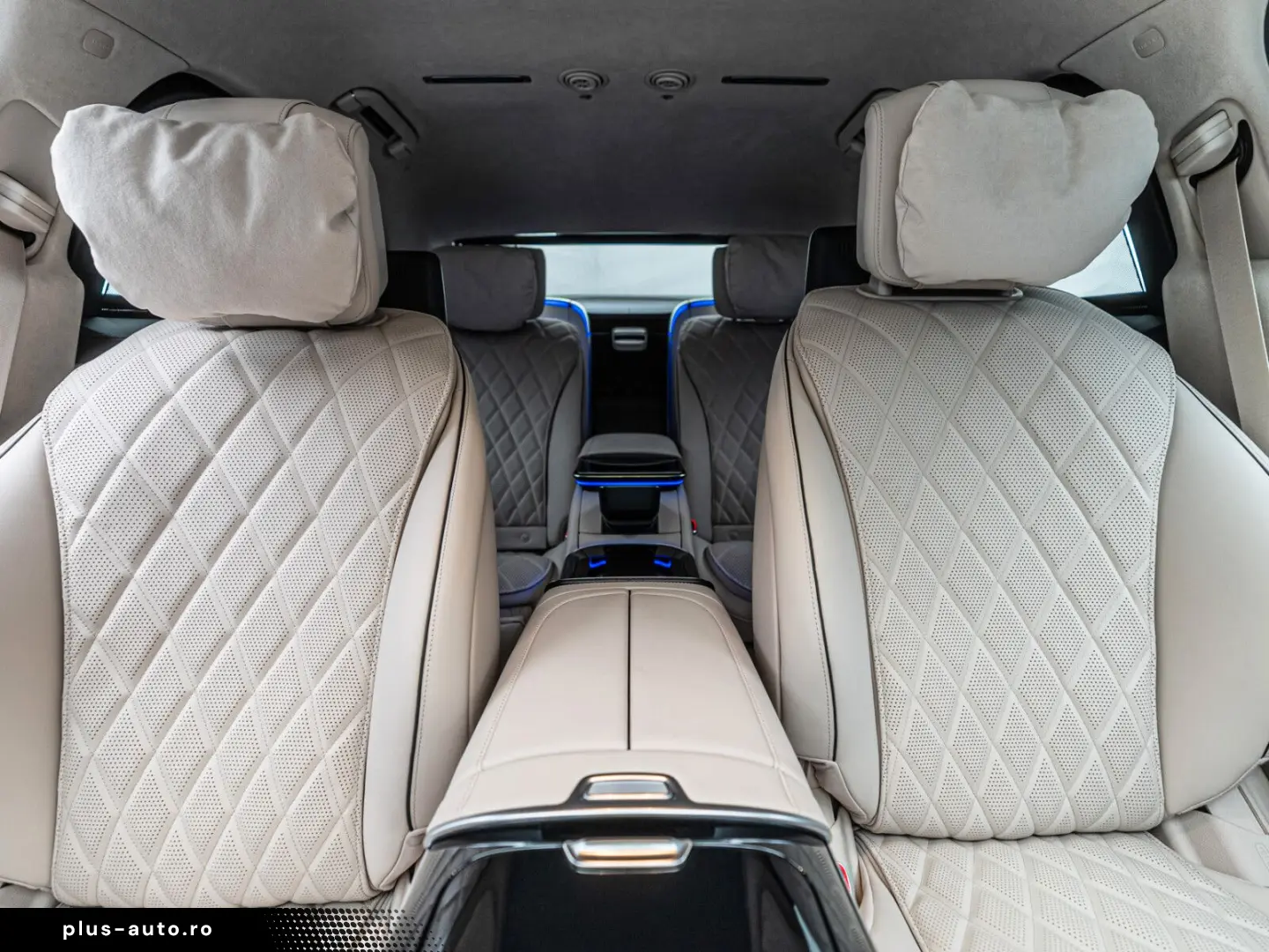 MERCEDES-BENZ S 680 GUARD VR10 4 Seats Fond TV