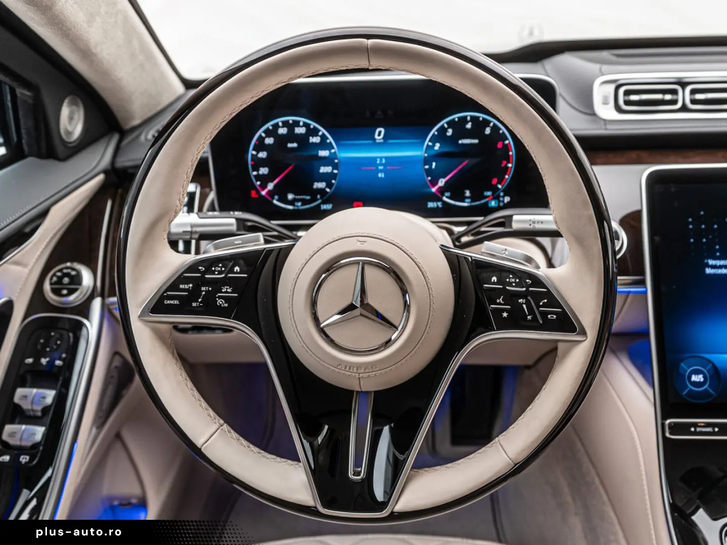 MERCEDES-BENZ S 680 GUARD VR10 4 Seats Fond TV