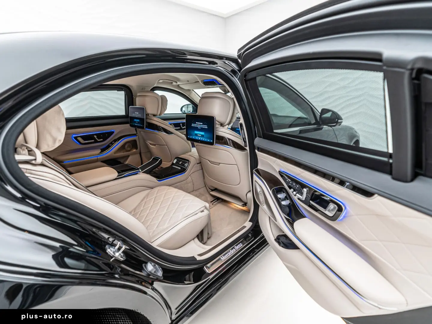 MERCEDES-BENZ S 680 GUARD VR10 4 Seats Fond TV