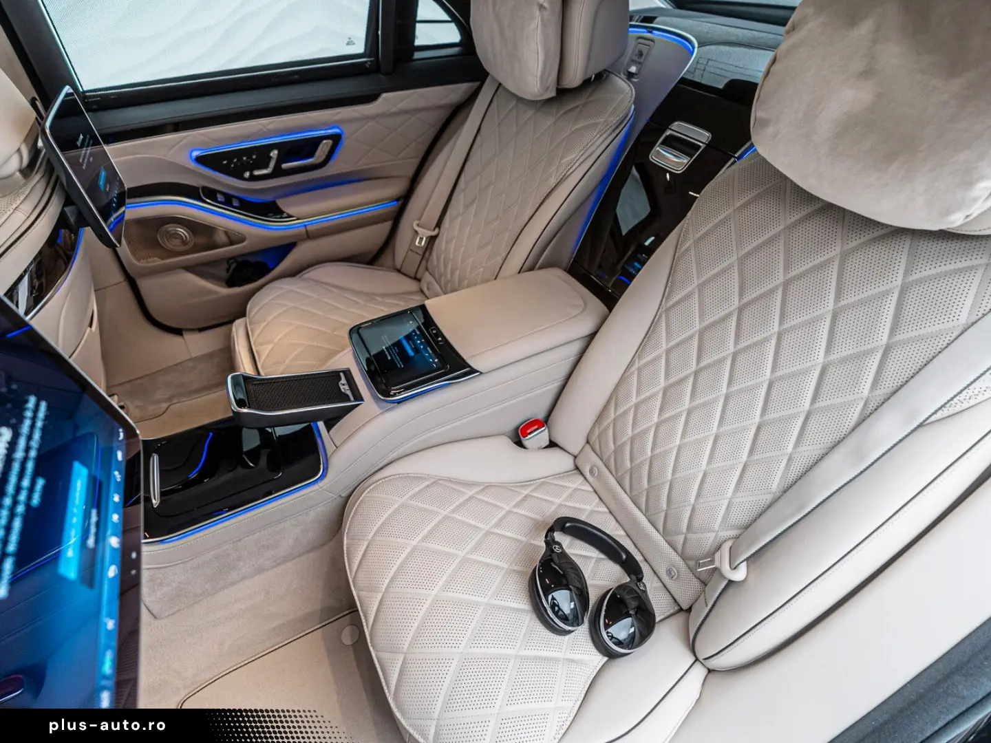 MERCEDES-BENZ S 680 GUARD VR10 4 Seats Fond TV