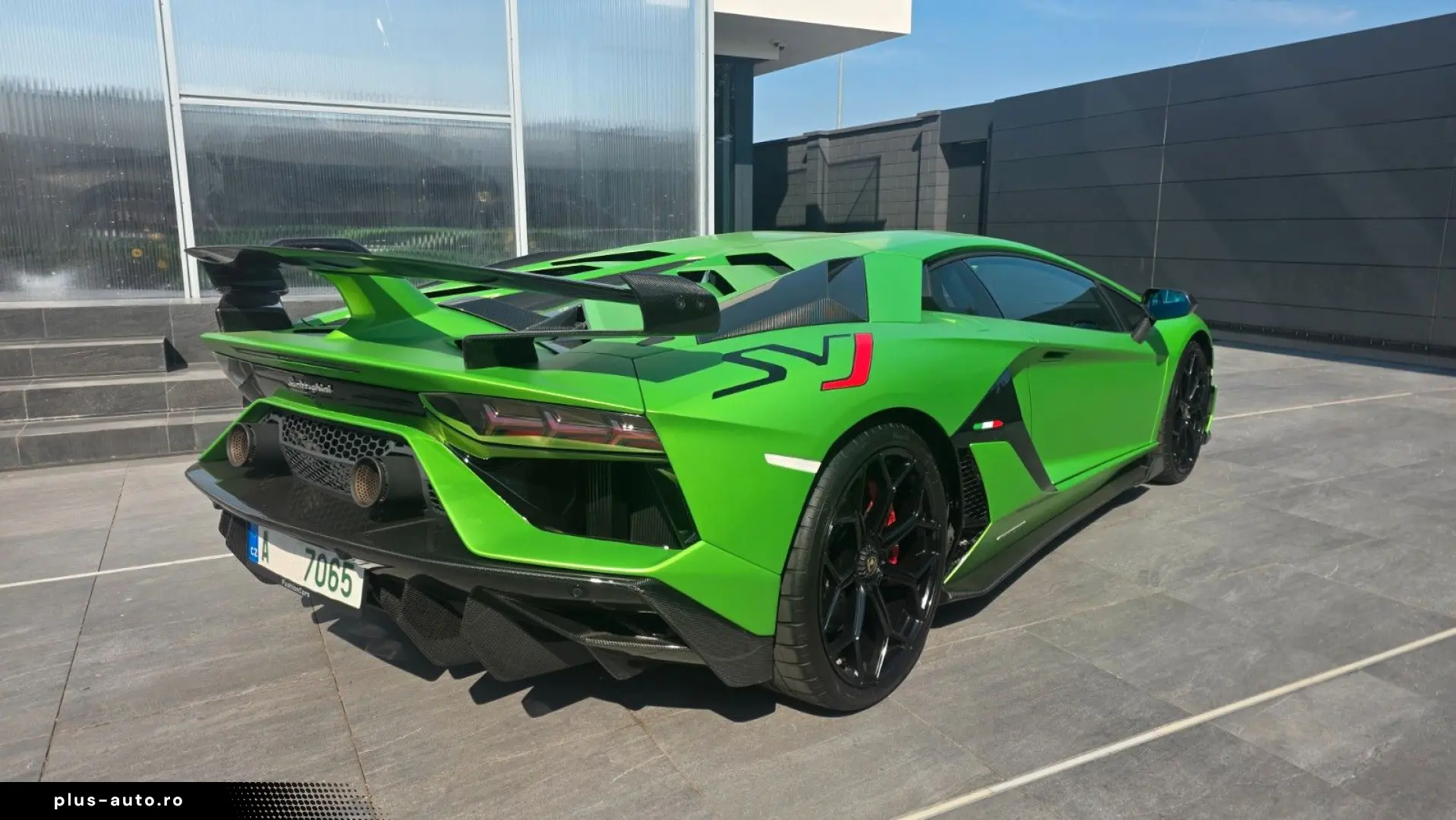 LAMBORGHINI Aventador SVJ MATT FULL CARBON SERVICE