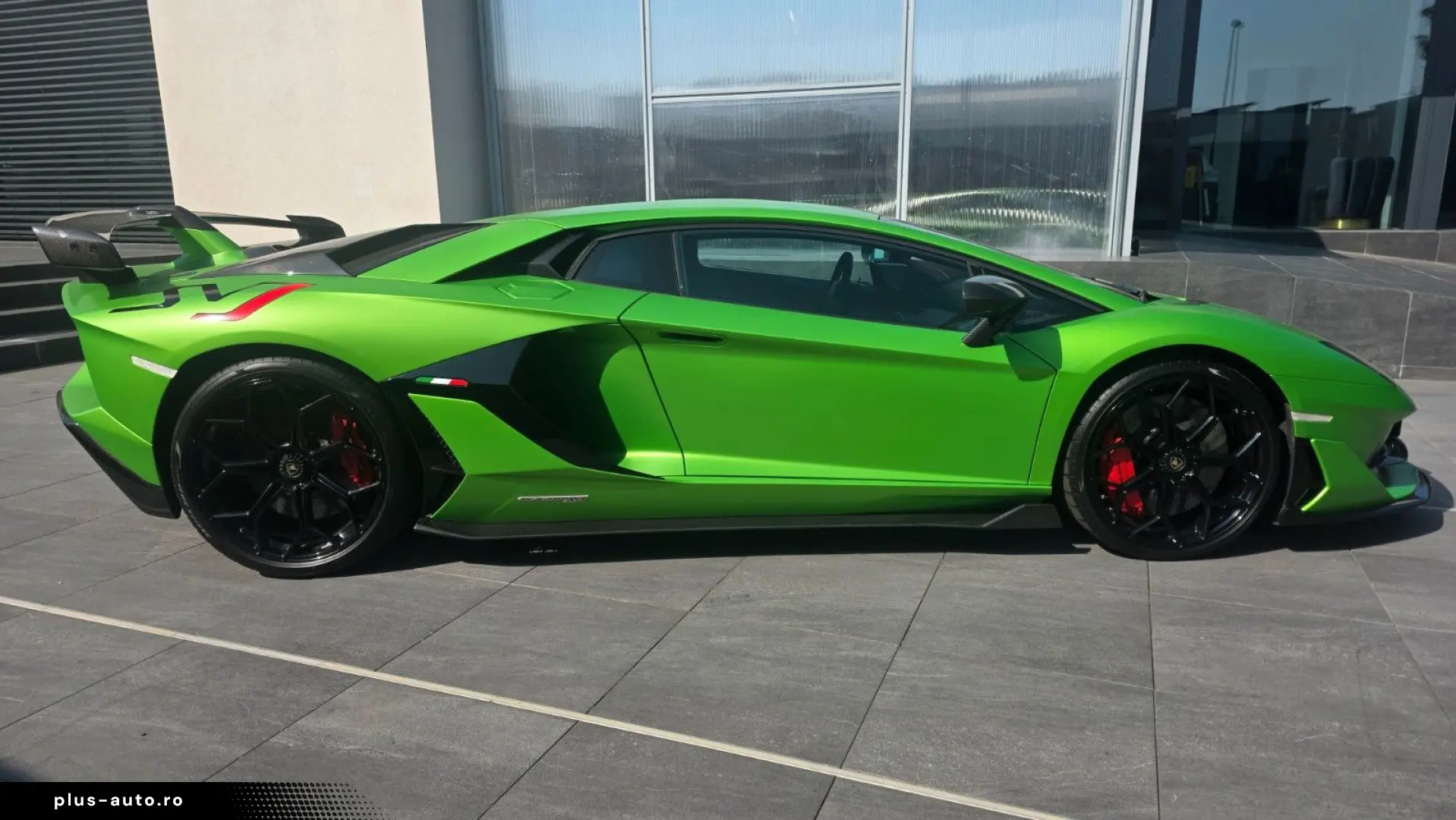 LAMBORGHINI Aventador SVJ MATT FULL CARBON SERVICE