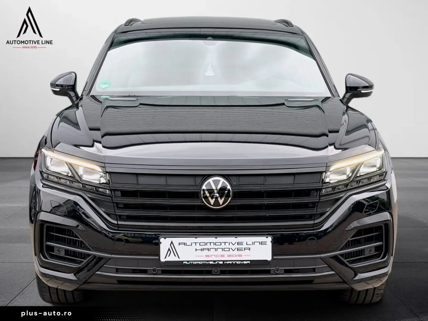 VW TOUAREG 3.0 TSI R-LINE PANO AHK LUFT 360  MATRIX