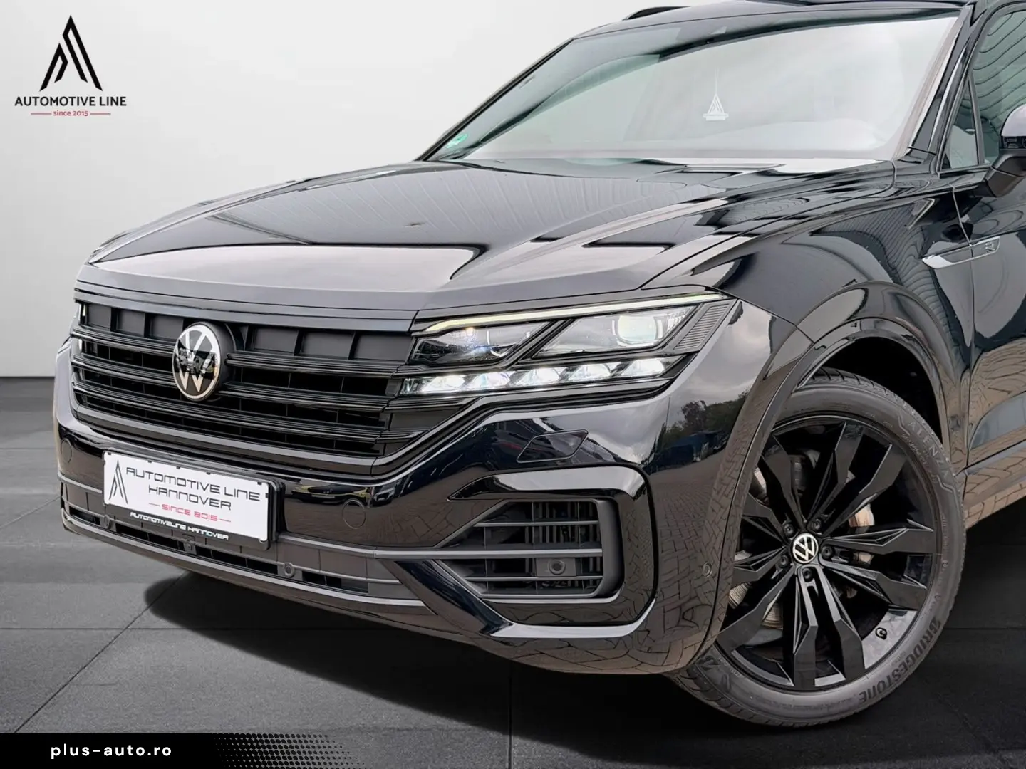 VW TOUAREG 3.0 TSI R-LINE PANO AHK LUFT 360  MATRIX