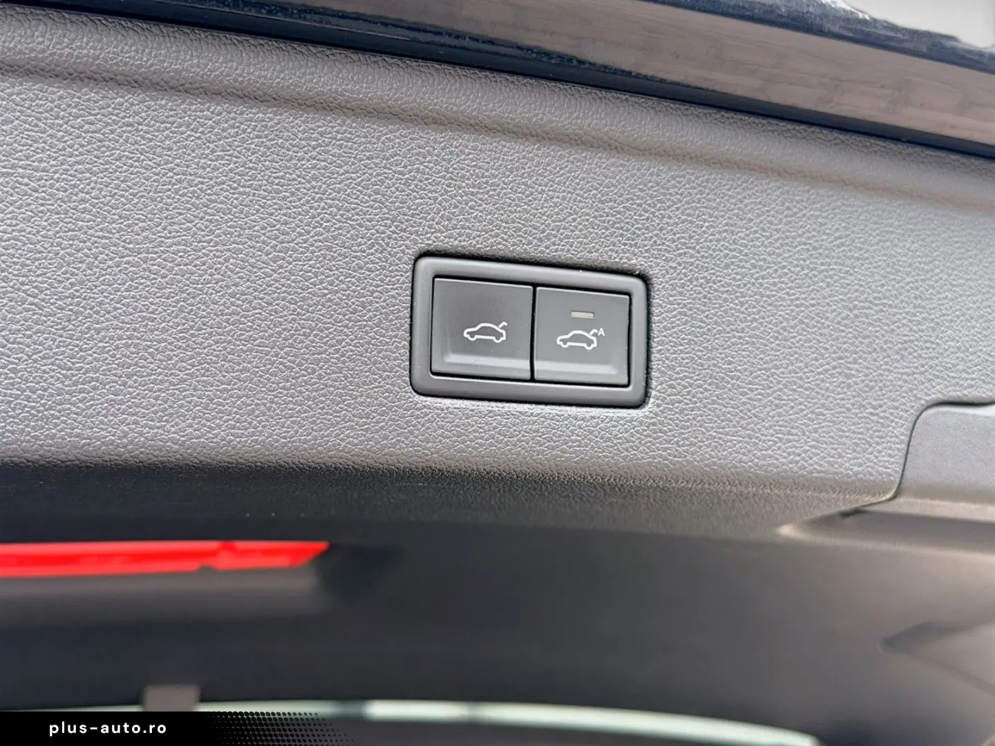 VW TOUAREG 3.0 TSI R-LINE PANO AHK LUFT 360  MATRIX