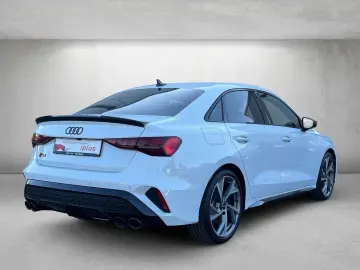 AUDI S3 Limousine 2.0 TFSI quattro S tronic  Matrix
