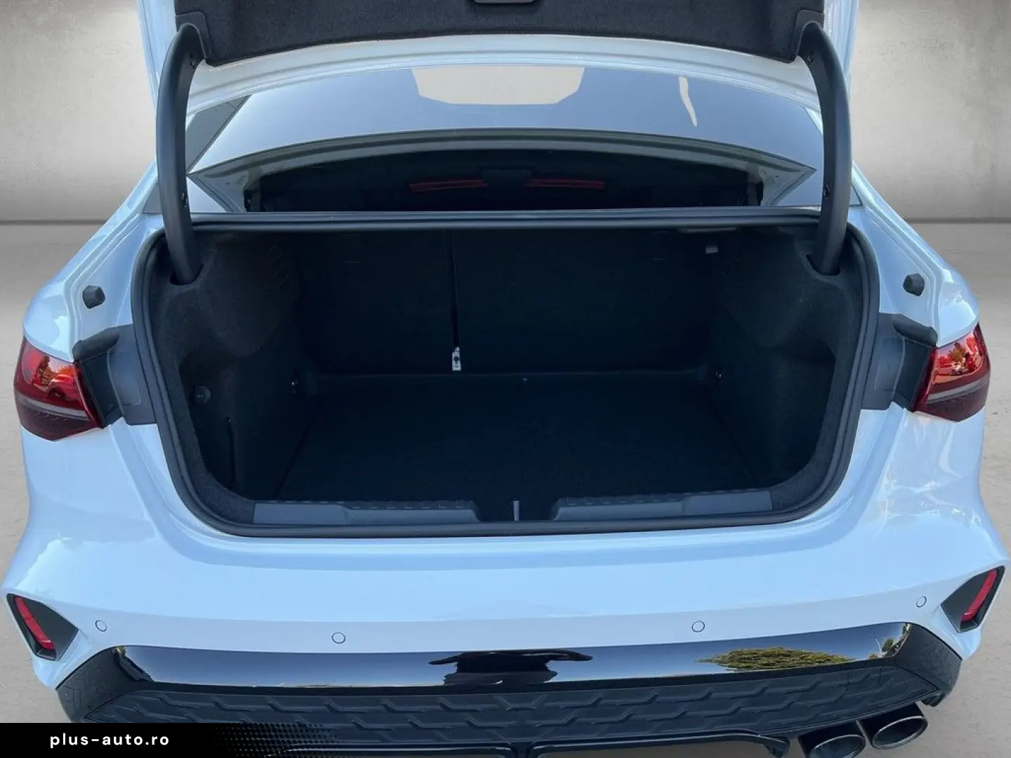 AUDI S3 Limousine 2.0 TFSI quattro S tronic  Matrix
