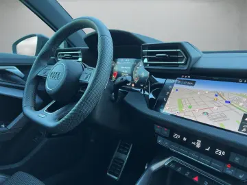 AUDI S3 Limousine 2.0 TFSI quattro S tronic  Matrix