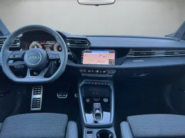 AUDI S3 Limousine 2.0 TFSI quattro S tronic  Matrix