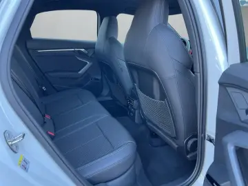 AUDI S3 Limousine 2.0 TFSI quattro S tronic  Matrix