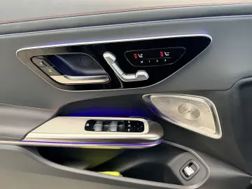 MERCEDES-BENZ CLE 53 AMG 4M Premium DISTRONIC  Memor…