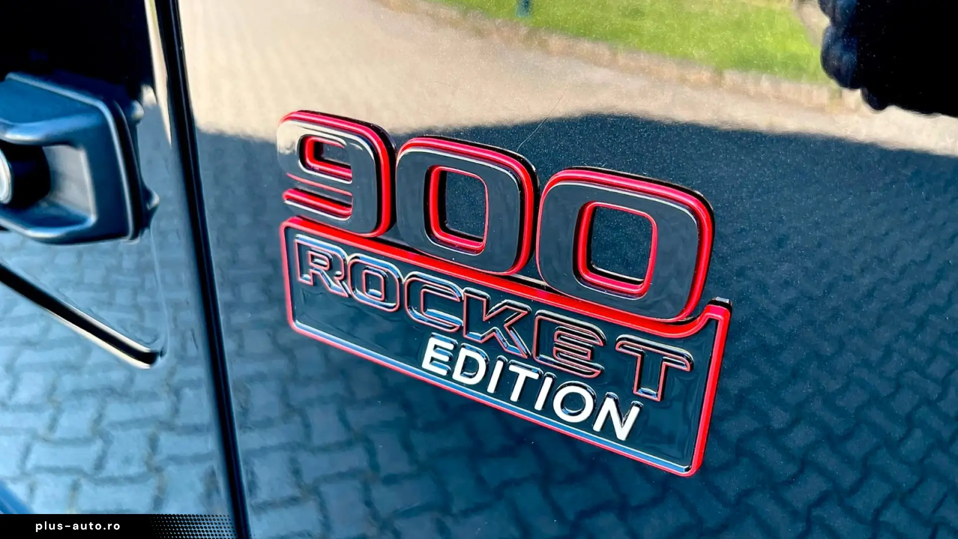 Mercedes-Benz G 63 AMG  BRABUS 900 ROCKET OPTIK STHZG