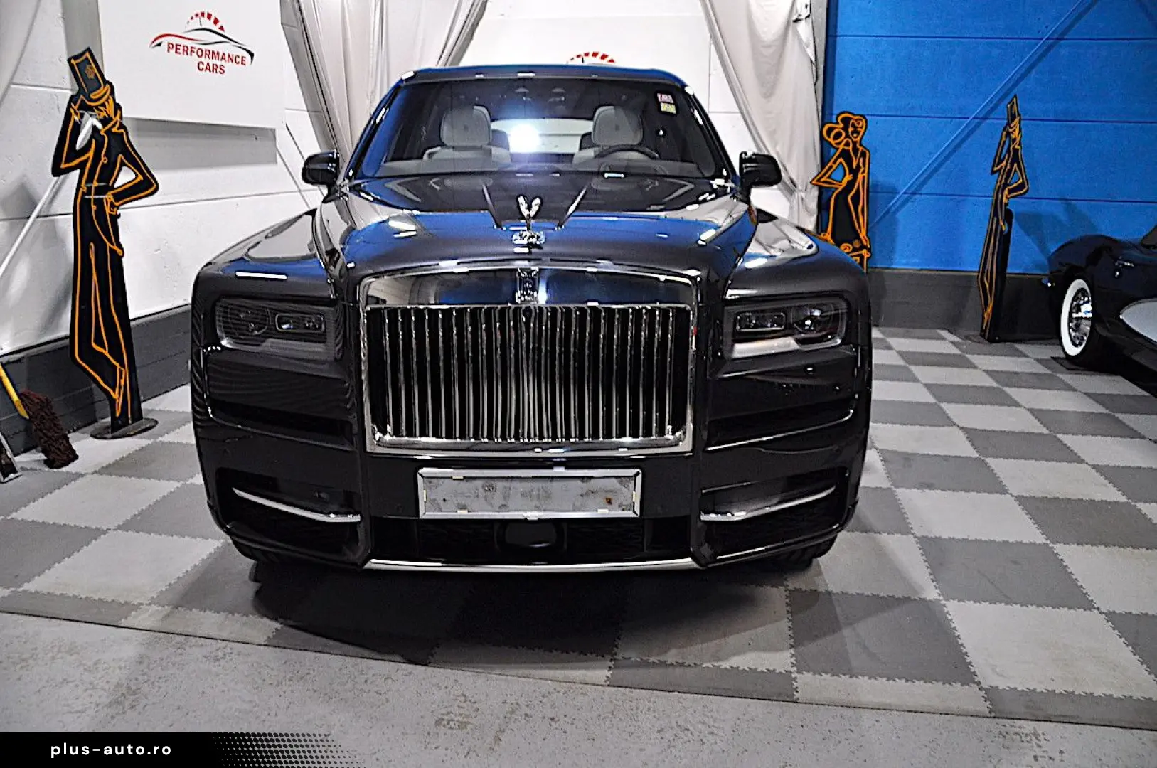 ROLLS ROYCE Cullinan - 4 SITZE-PANORAMA-ENTERTAINMENT