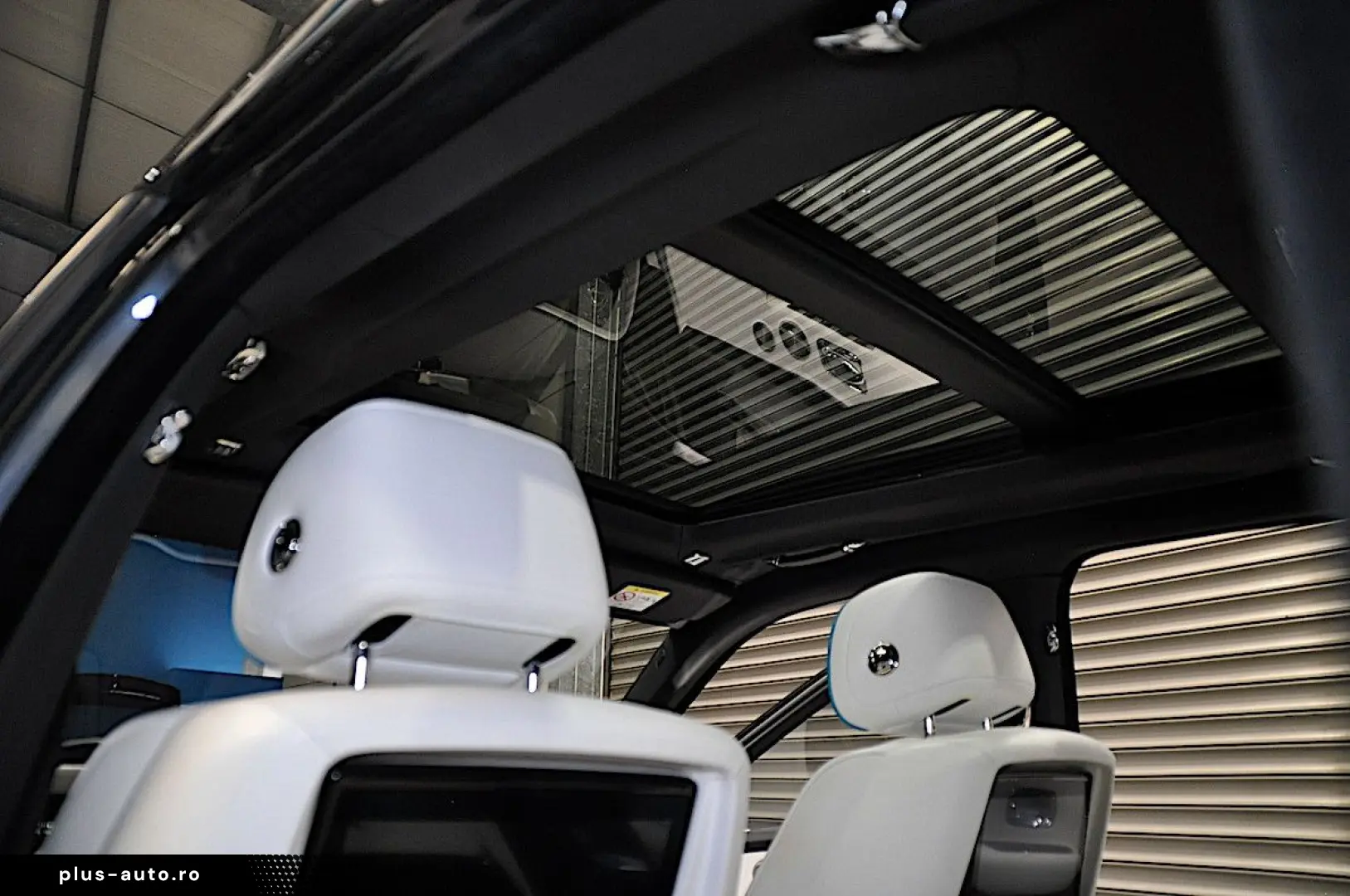 ROLLS ROYCE Cullinan - 4 SITZE-PANORAMA-ENTERTAINMENT