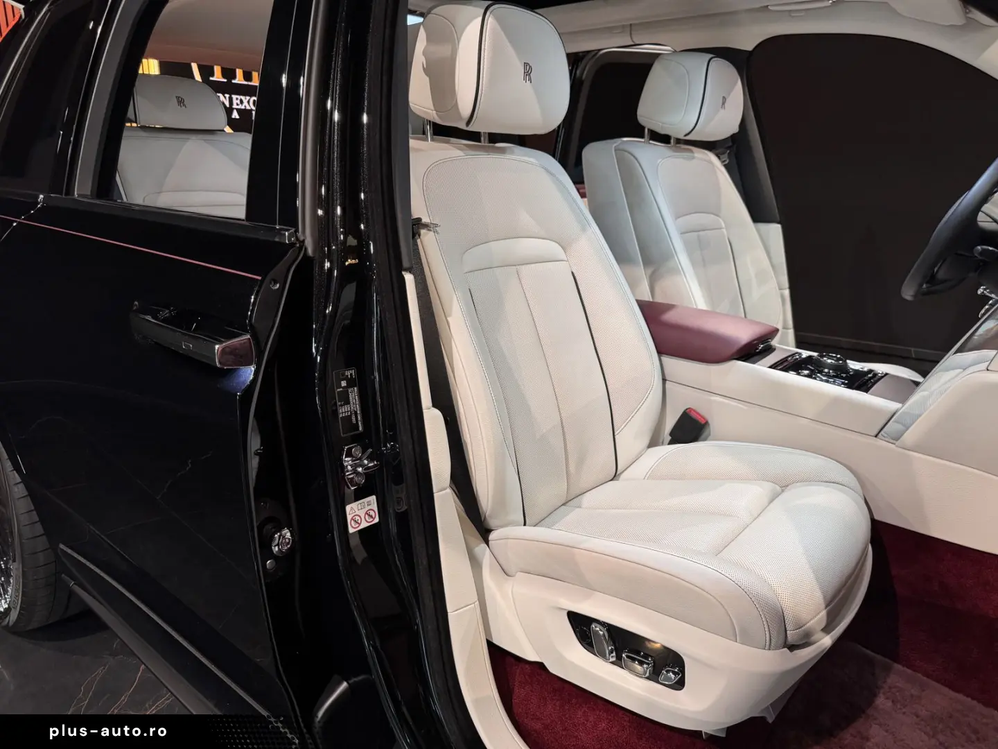 ROLLS ROYCE Cullinan 24Zoll große Inspektion neu tolle Optik