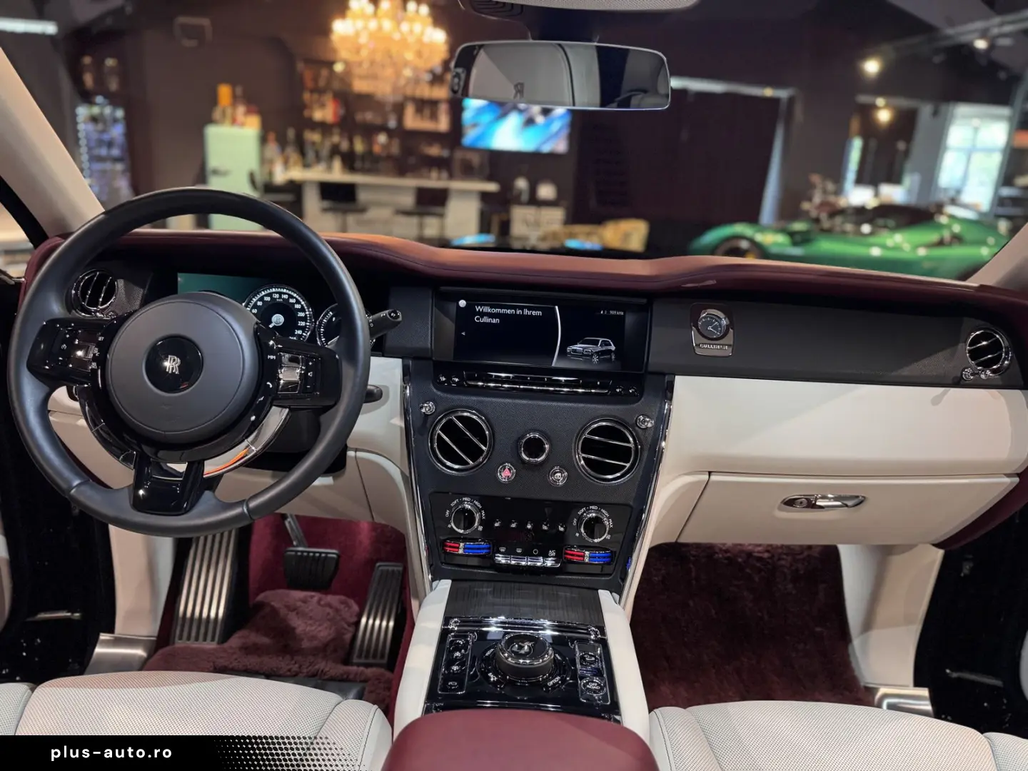 ROLLS ROYCE Cullinan 24Zoll große Inspektion neu tolle Optik