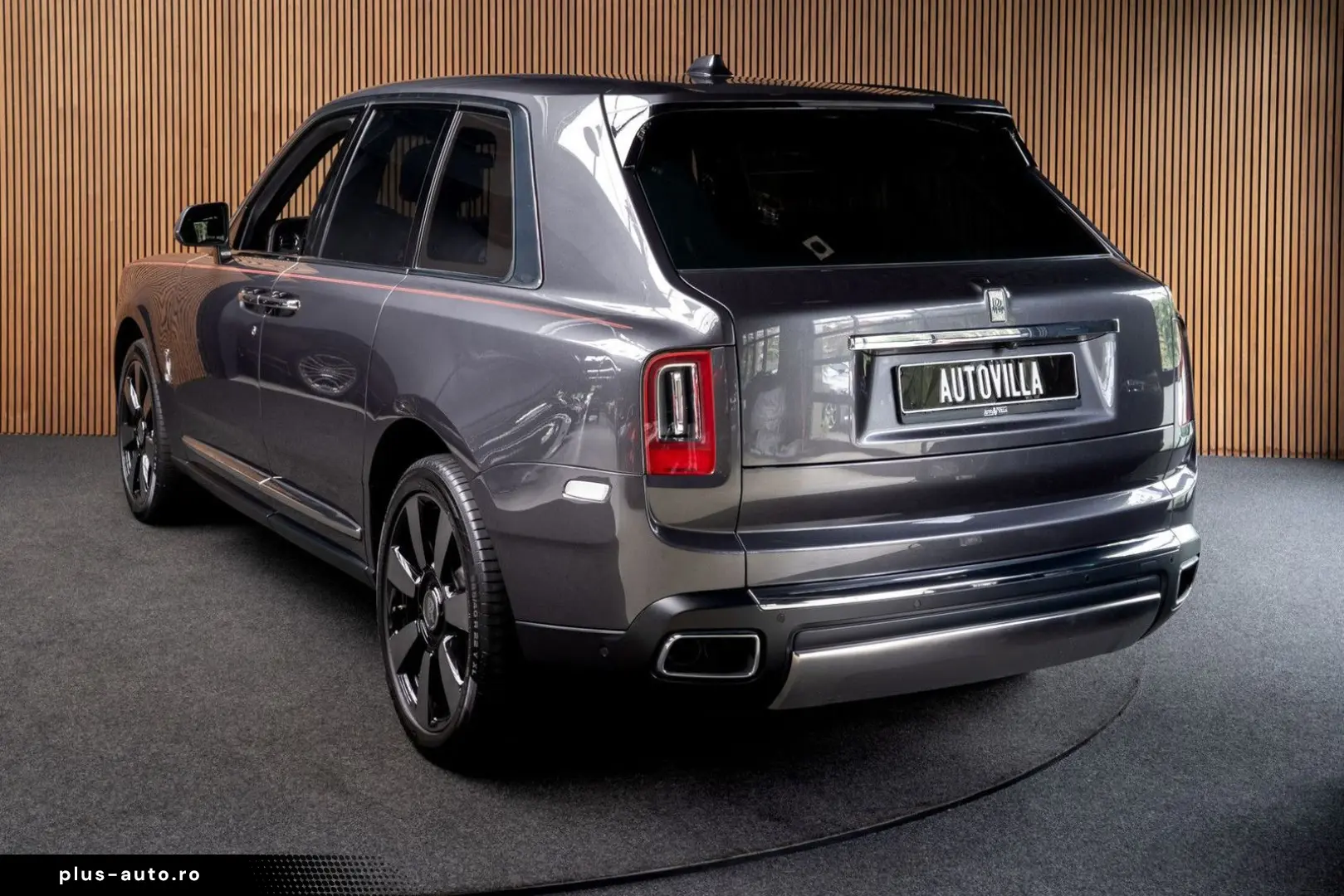 ROLLS ROYCE Cullinan 6.75 V12 Panodak Leer Navi 360  ACC PDC