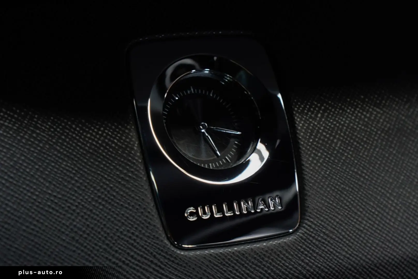 ROLLS ROYCE Cullinan 6.75 V12 Panodak Leer Navi 360  ACC PDC