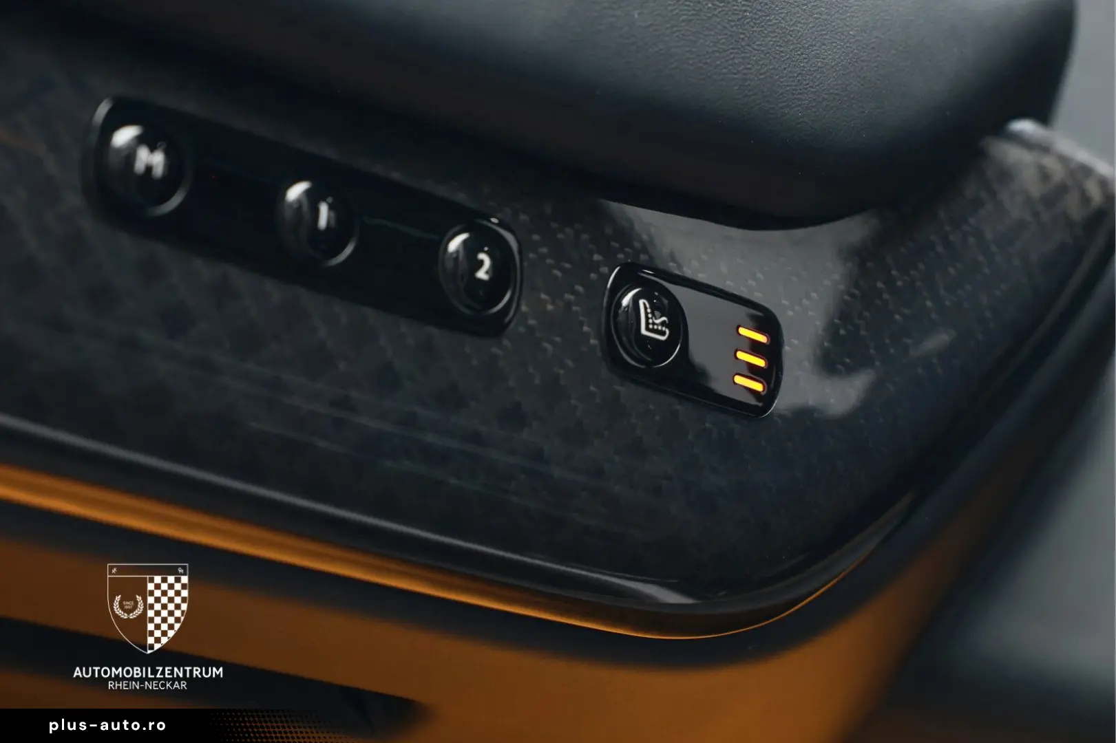 ROLLS ROYCE Cullinan Black Badge ImmersiveSeat RearTheatre