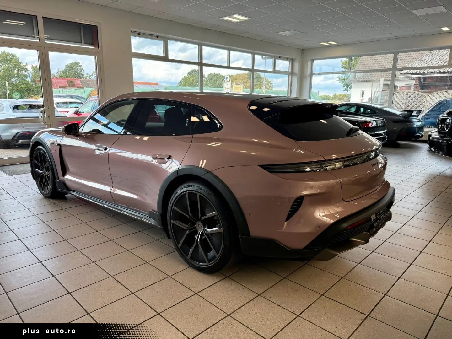 PORSCHE Taycan Cross Turismo Turbo S PCCB Offrod Carbon