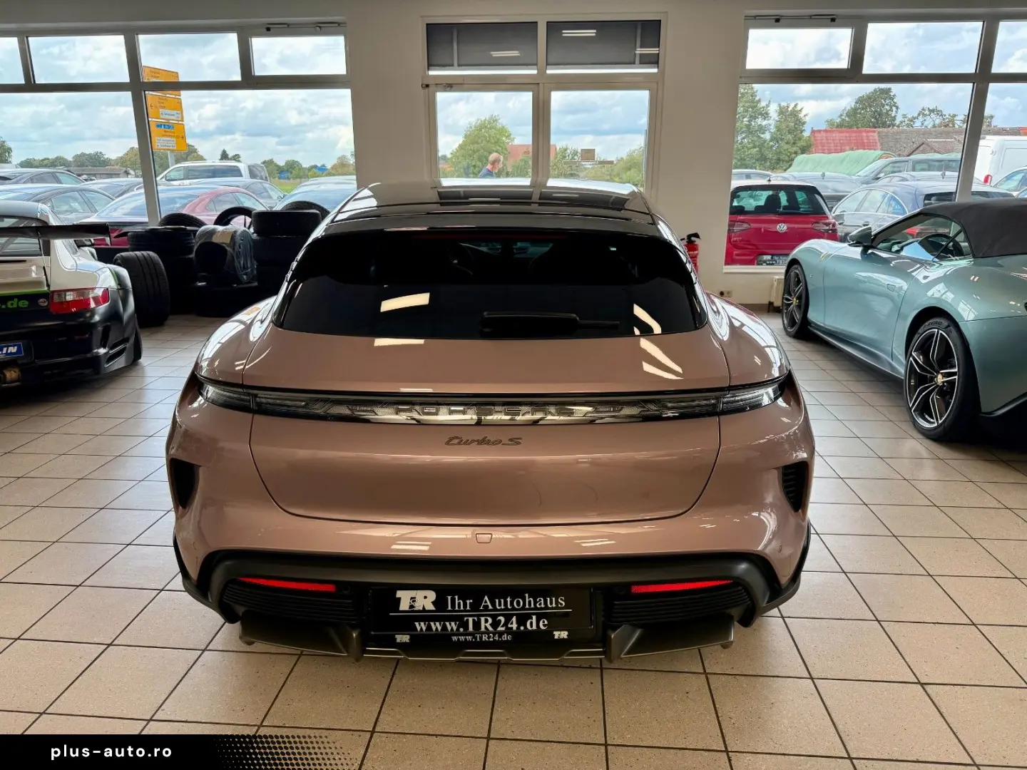 PORSCHE Taycan Cross Turismo Turbo S PCCB Offrod Carbon