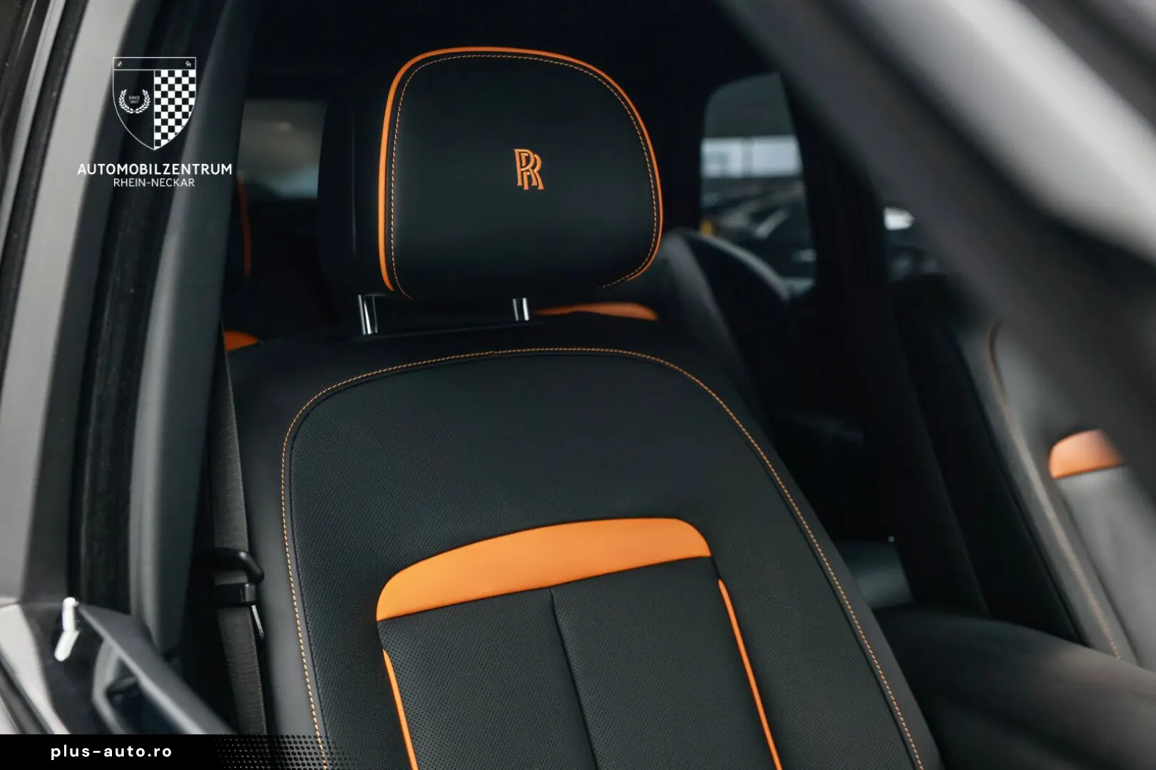 ROLLS ROYCE Cullinan Black Badge Coachline Starlight Bespoke