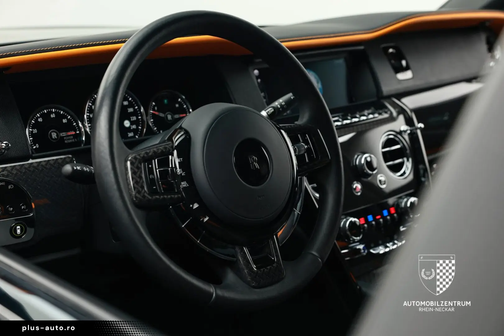 ROLLS ROYCE Cullinan Black Badge Coachline Starlight Bespoke