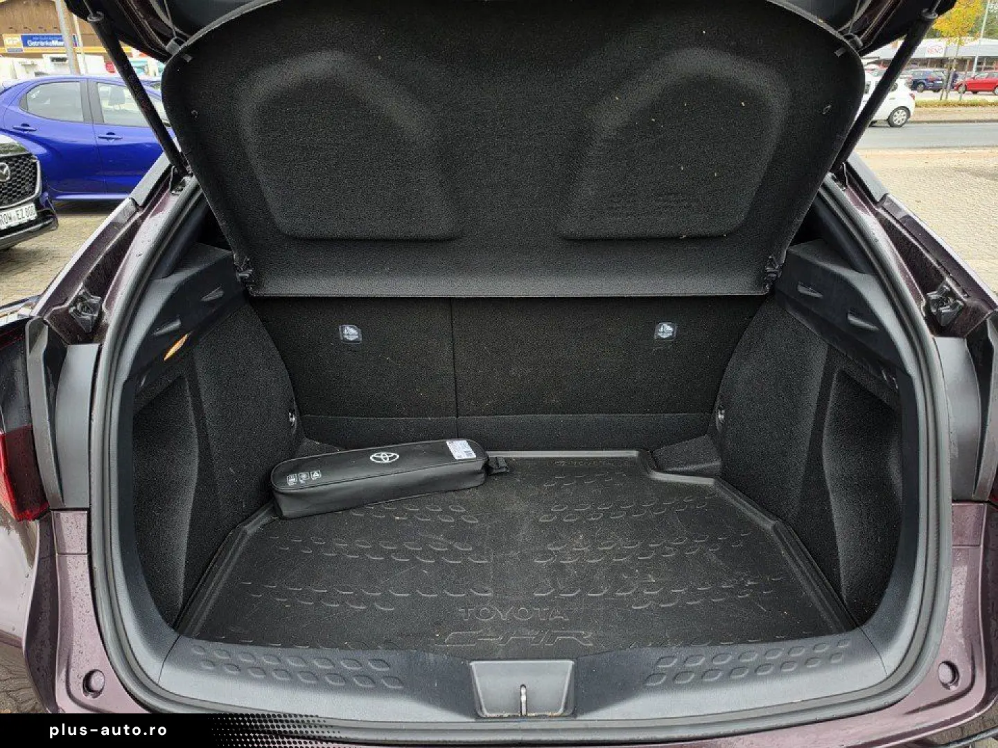 TOYOTA C-HR 1.8 Hybrid (122 PS) Team D