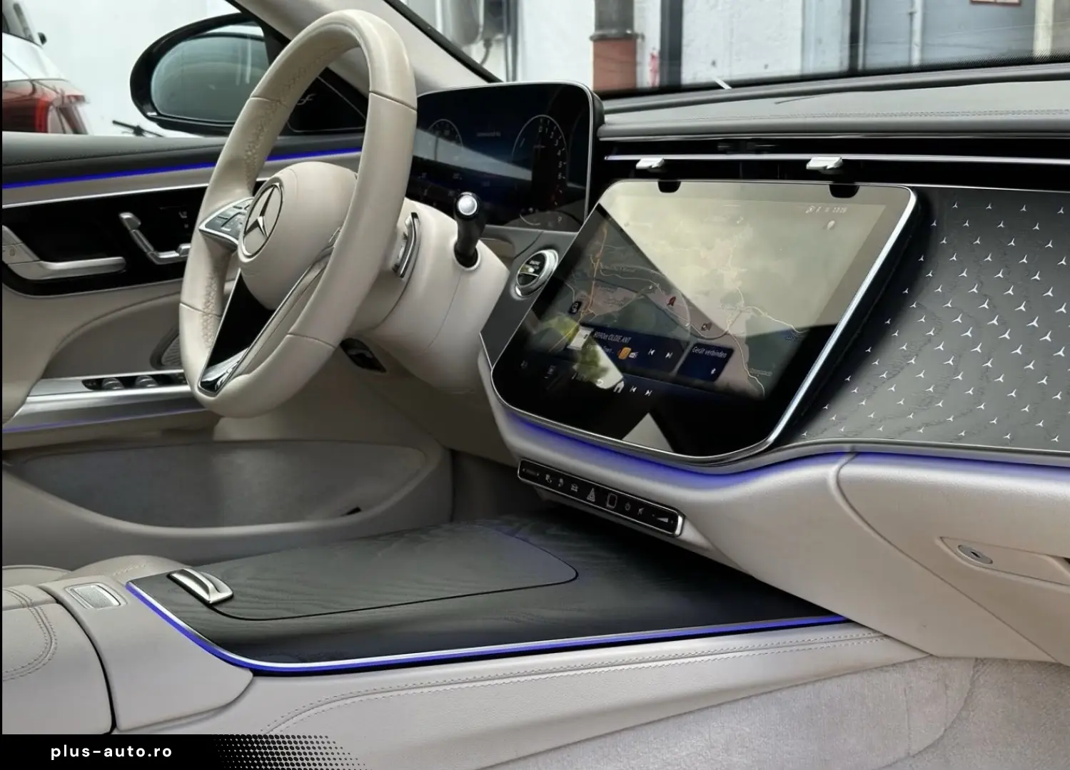 MERCEDES-BENZ E 300 e EXCLUSIVE Premium Burm4D SitzKlima 19