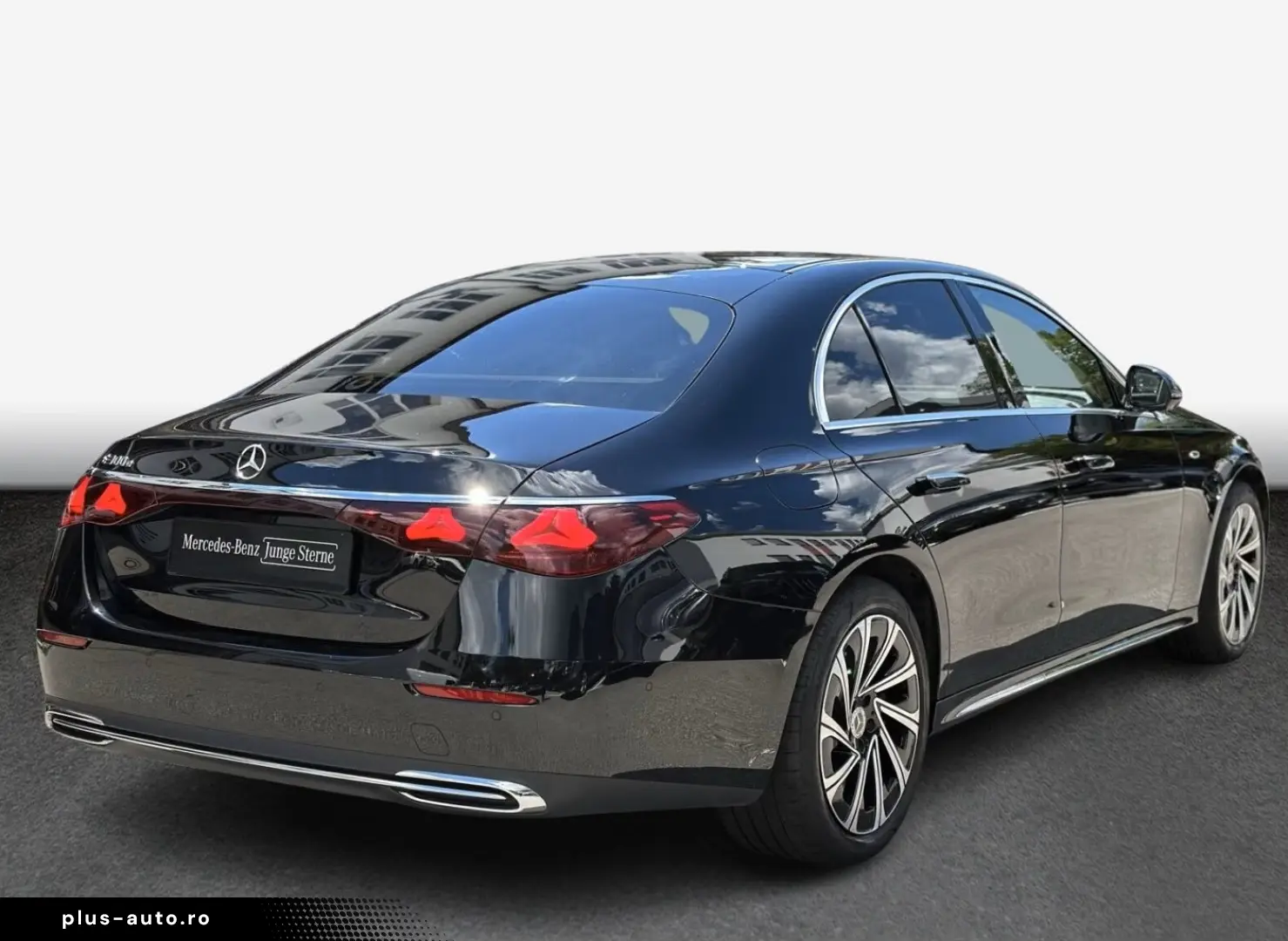 MERCEDES-BENZ E 300 e EXCLUSIVE Premium Burm4D SitzKlima 19